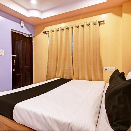 Super Collection O Mahal Hotel Calcutta Buitenkant foto